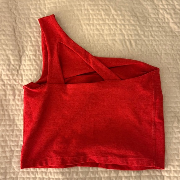 Beyond Yoga one shoulder crop tank size M - Picture 2 of 4